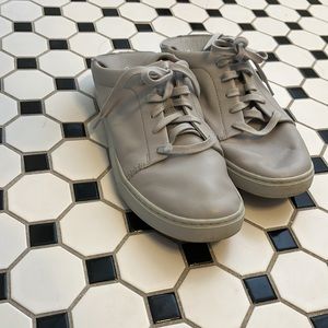 Light grey/purple Olukai Sneaks 9H